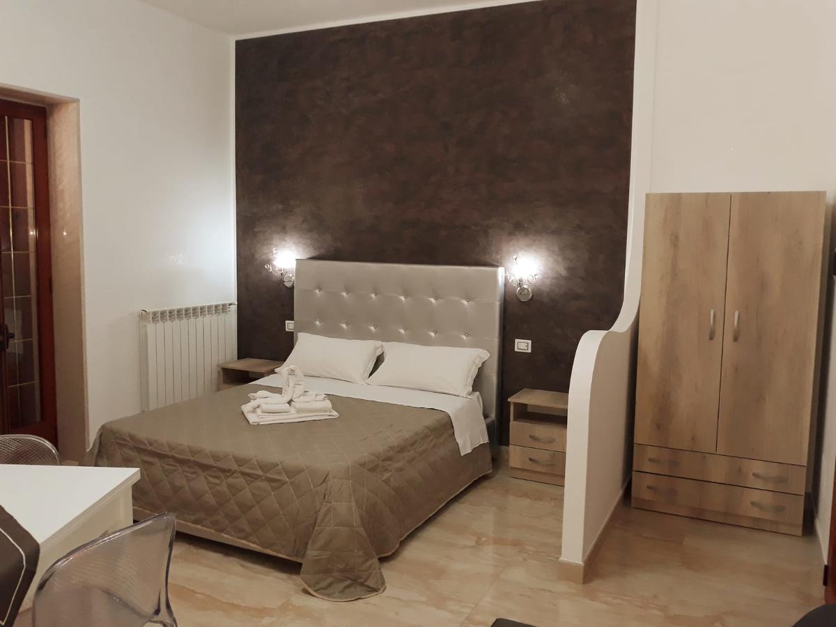 Il Vittoriano Aparthotel Porto Cesareo Exterior photo