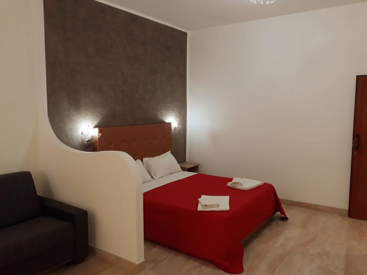 Il Vittoriano Aparthotel Porto Cesareo Exterior photo