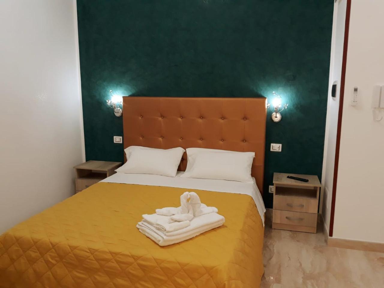 Il Vittoriano Aparthotel Porto Cesareo Exterior photo